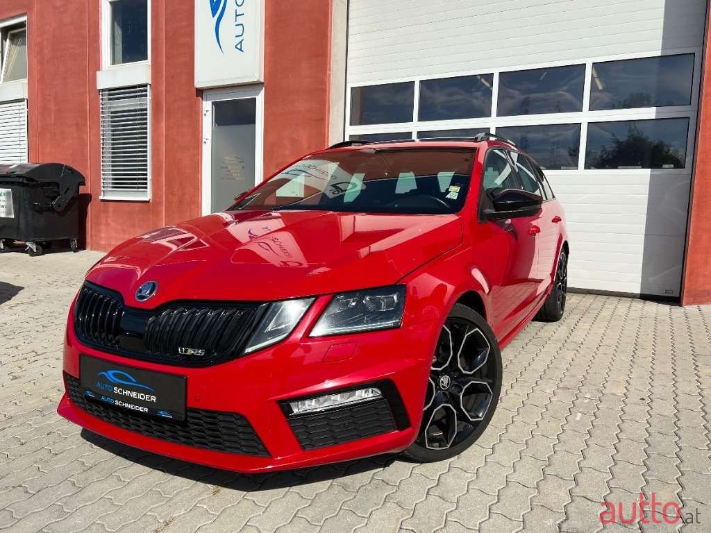 2019' Skoda Octavia photo #3