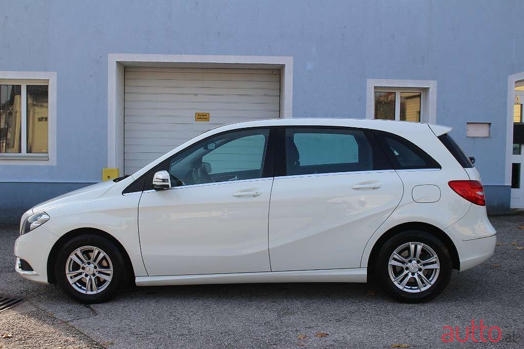 2014' Mercedes-Benz B-Klasse photo #6