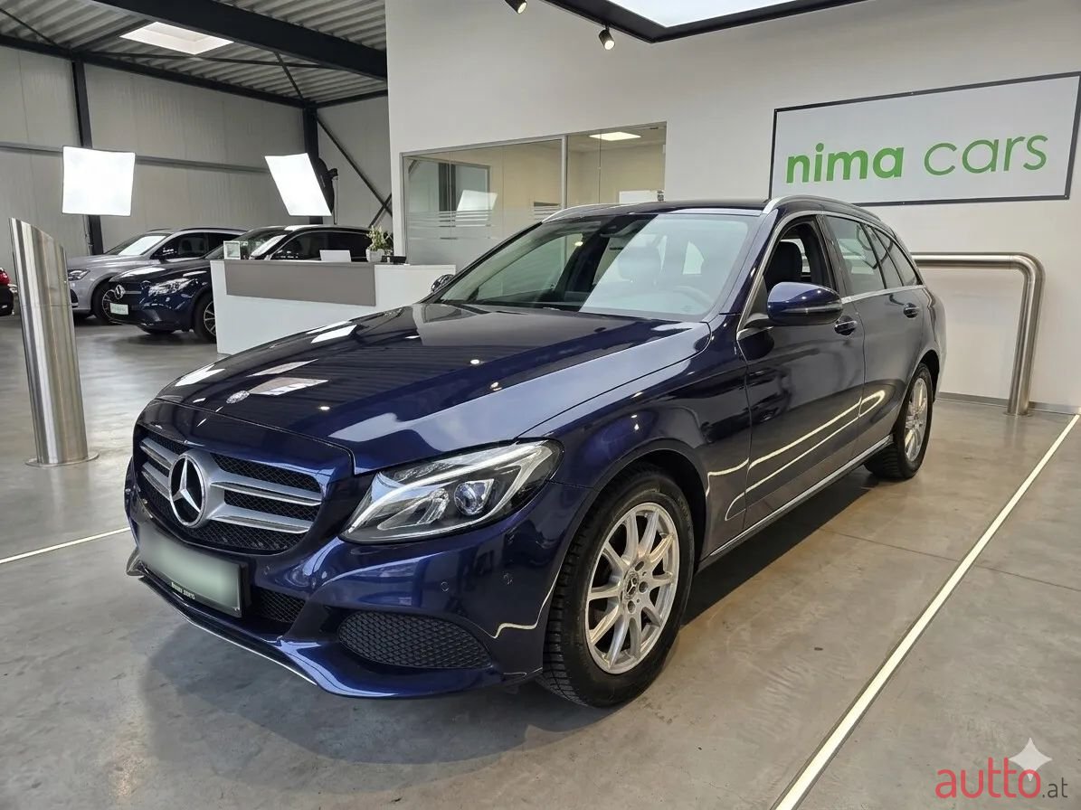 2017' Mercedes-Benz C-Klasse photo #1