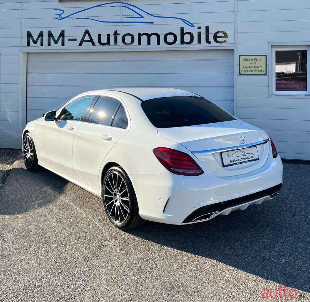 2015' Mercedes-Benz C-Klasse photo #2