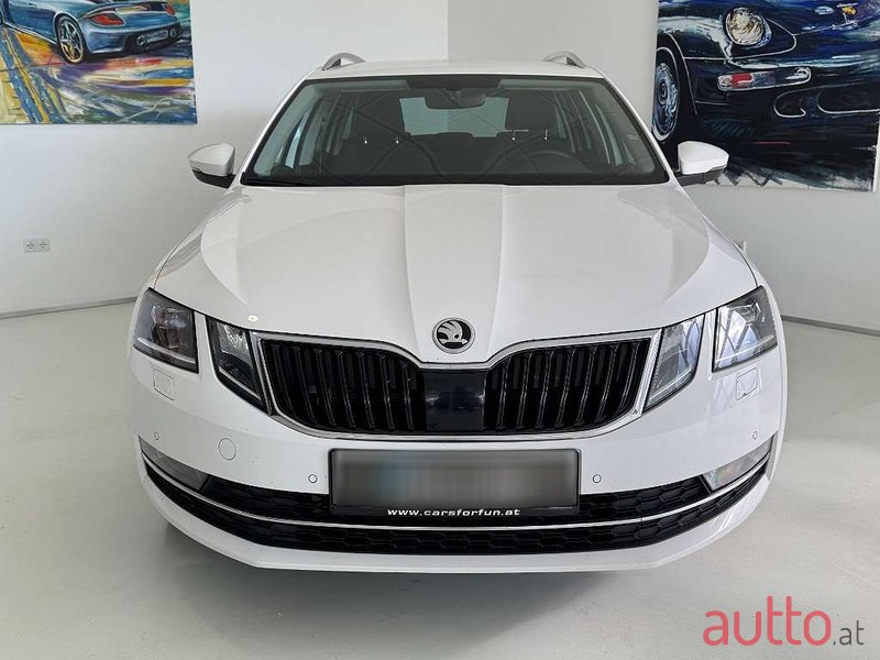 2019' Skoda Octavia photo #2