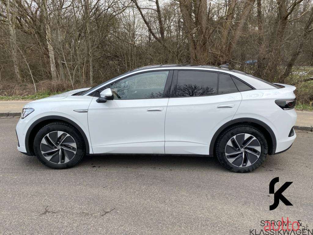2022' Volkswagen ID.5 photo #2
