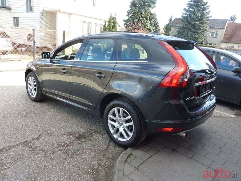 2017' Volvo XC60 photo #3
