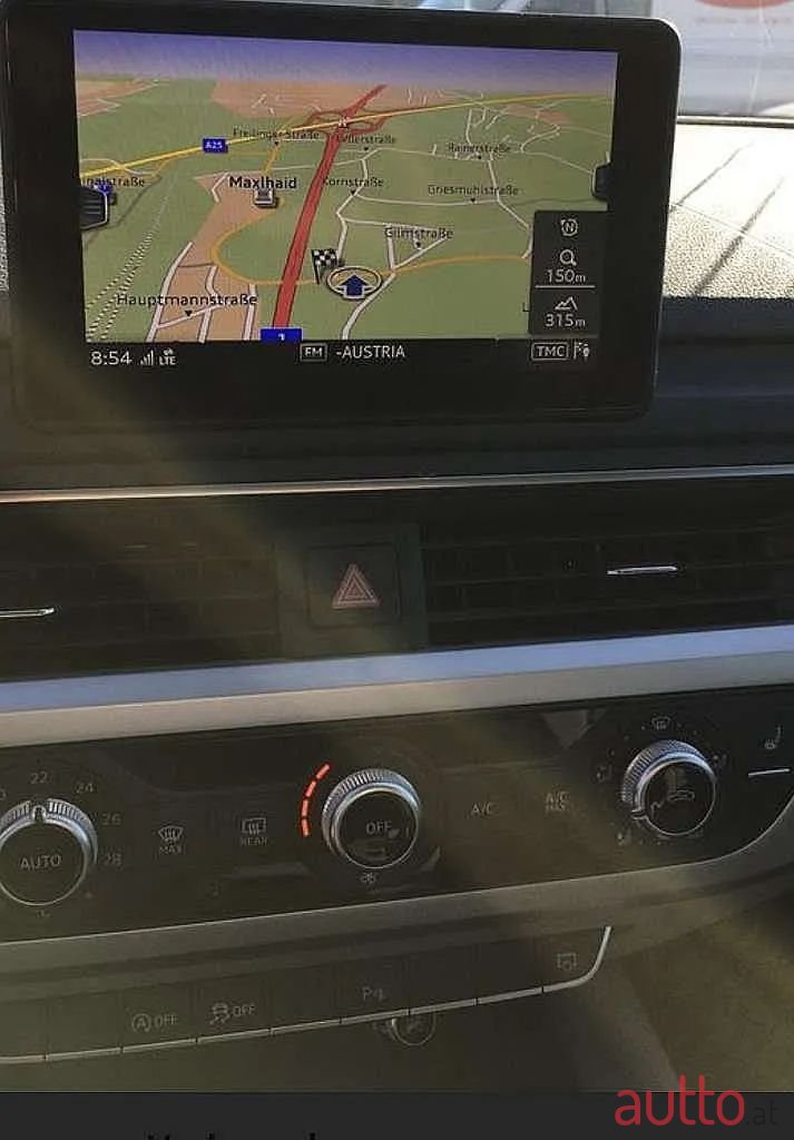 2018' Audi A4 photo #2
