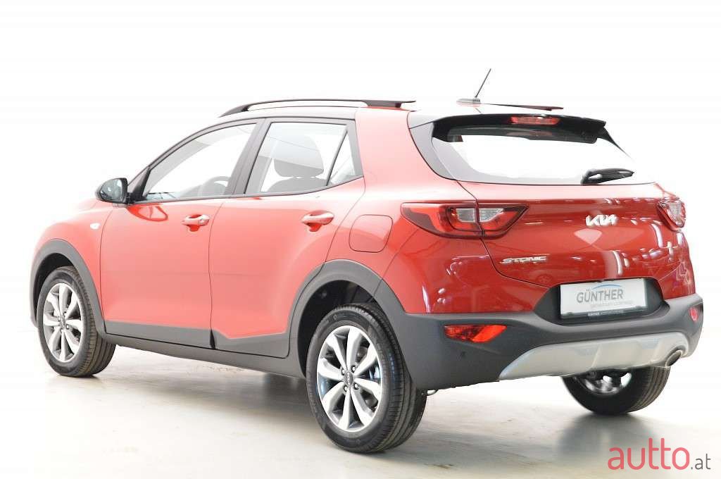 2022' Kia Stonic photo #2