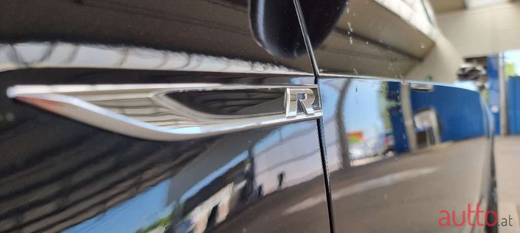 2014' Volkswagen Golf photo #3