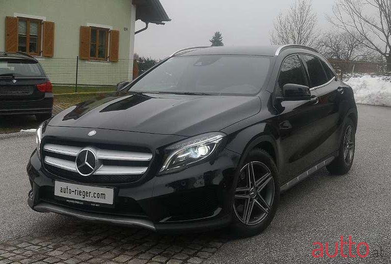 2016' Mercedes-Benz Gla-Klasse photo #1