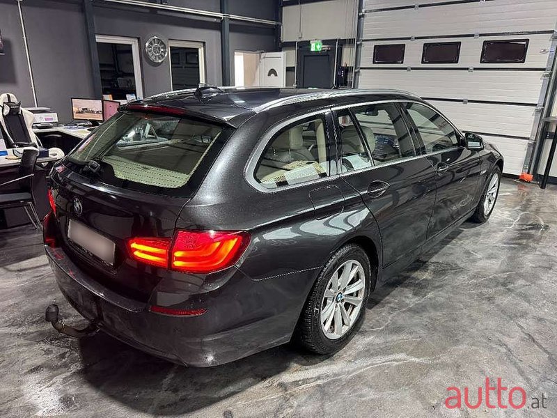2010' BMW 5Er-Reihe photo #3