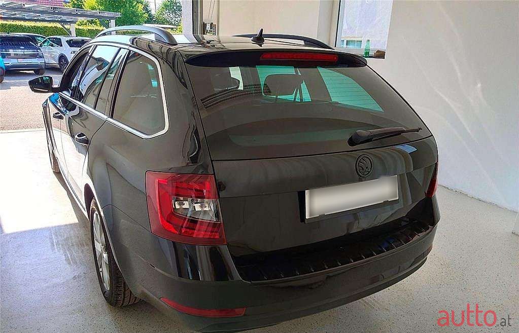 2018' Skoda Octavia photo #4