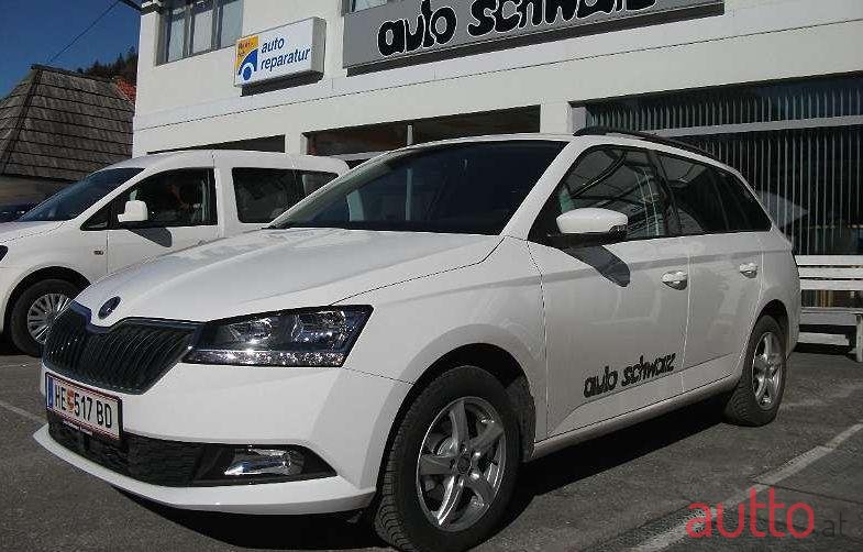 2019' Skoda Fabia photo #1