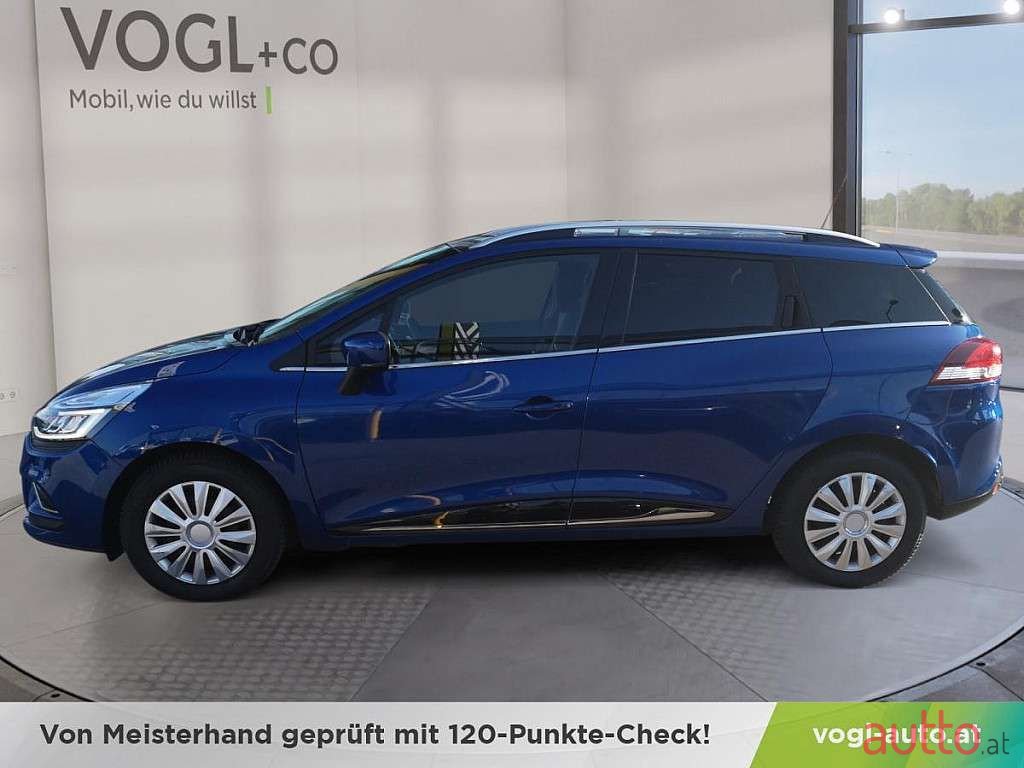 2019' Renault Clio photo #2