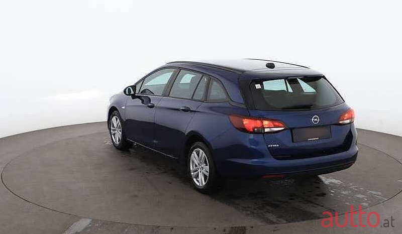 2021' Opel Astra photo #4