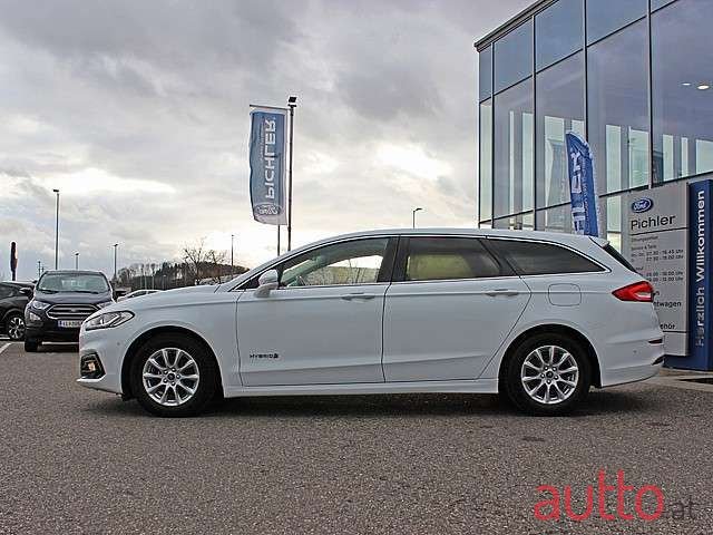 2019' Ford Mondeo photo #3