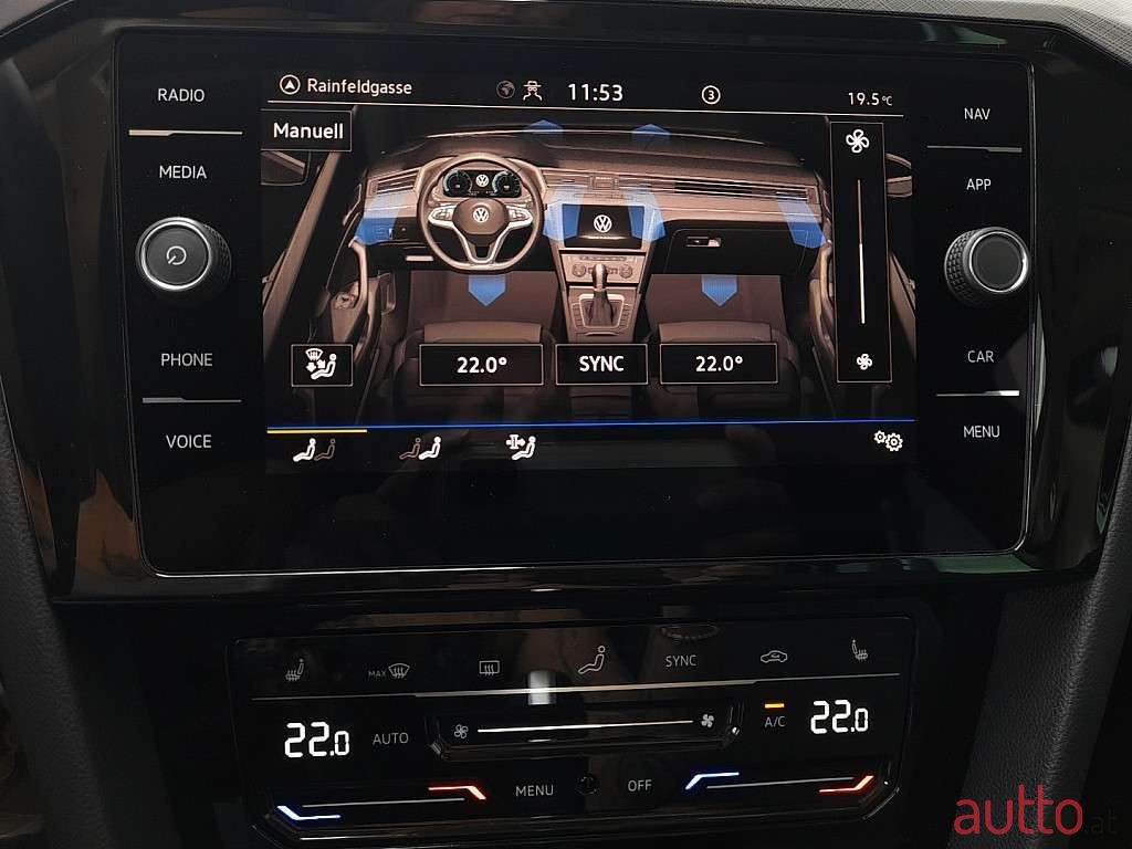 2023' Volkswagen Passat photo #6