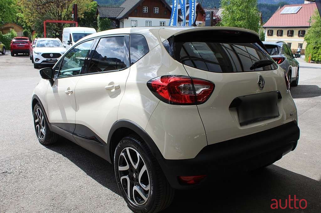 2014' Renault Captur photo #6