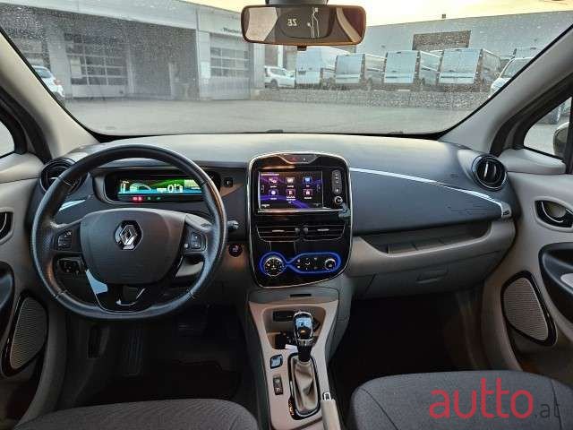 2017' Renault Zoe photo #6