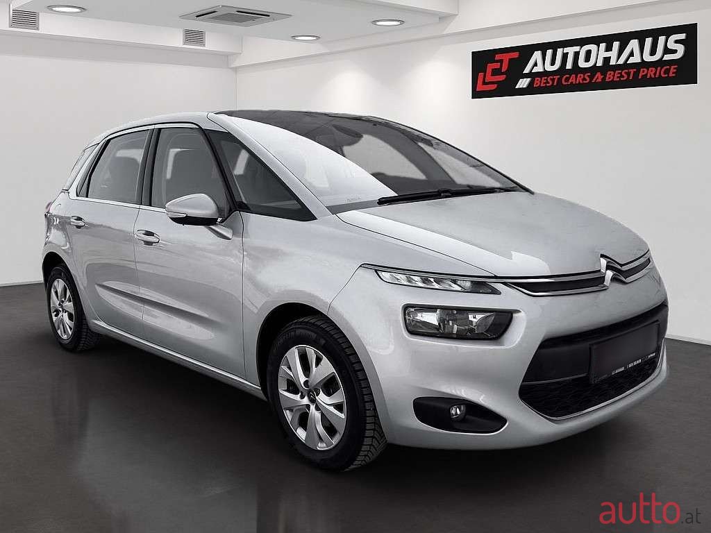 2016' Citroen C4 Picasso photo #4