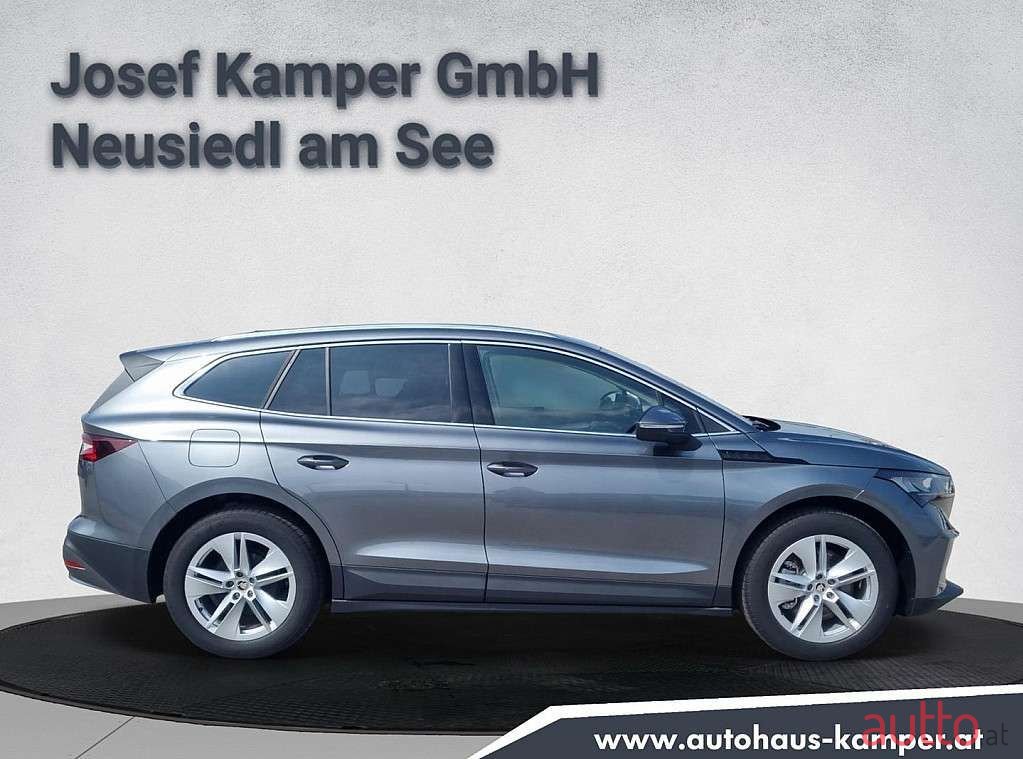 2022' Skoda Enyaq photo #3