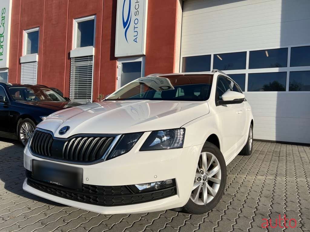 2018' Skoda Octavia photo #2