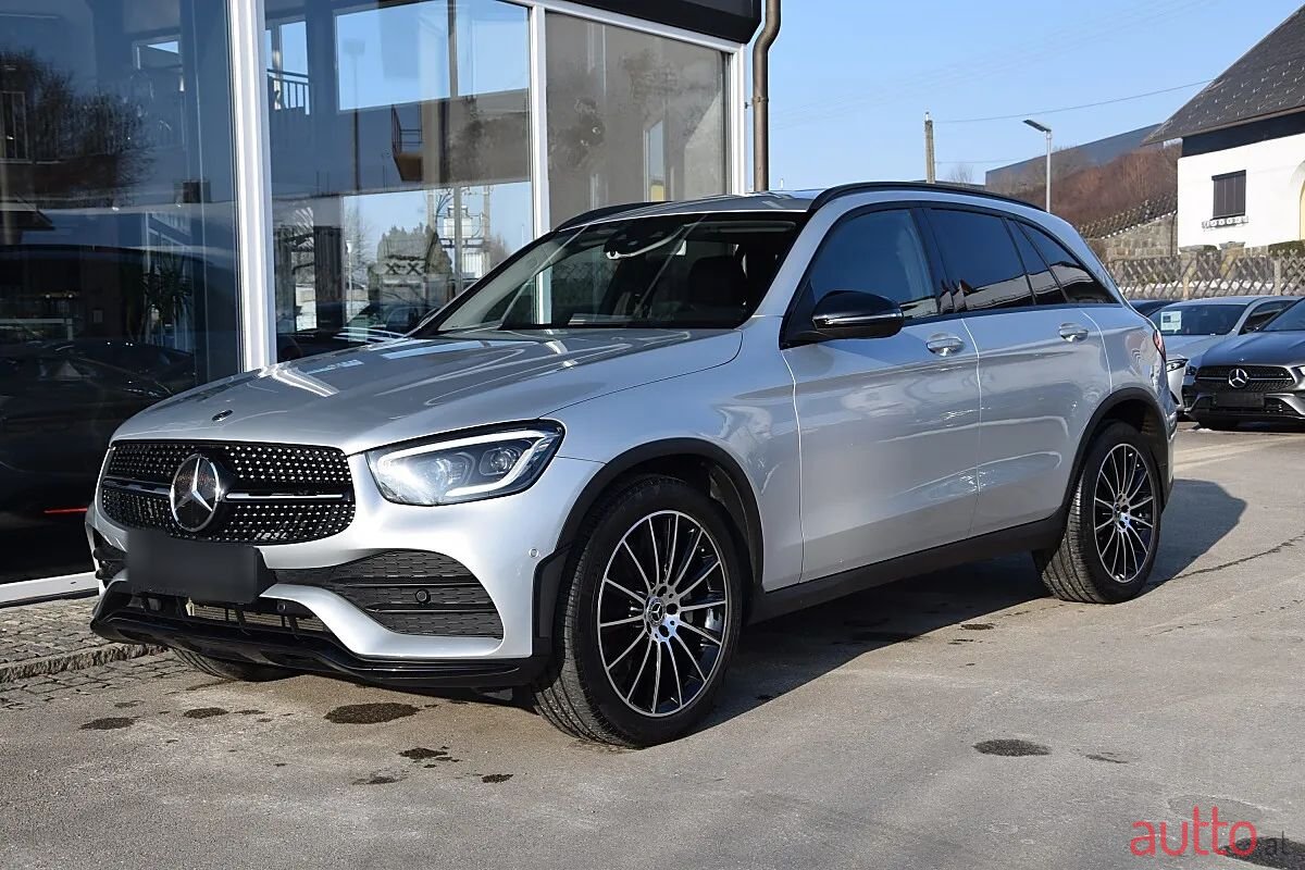 2019' Mercedes-Benz Glc-Klasse photo #2