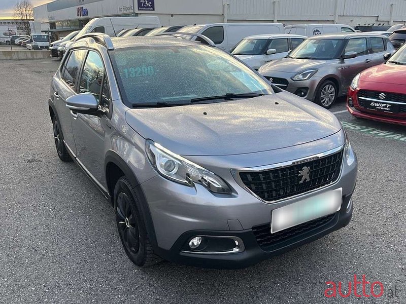 2019' Peugeot 2008 photo #3