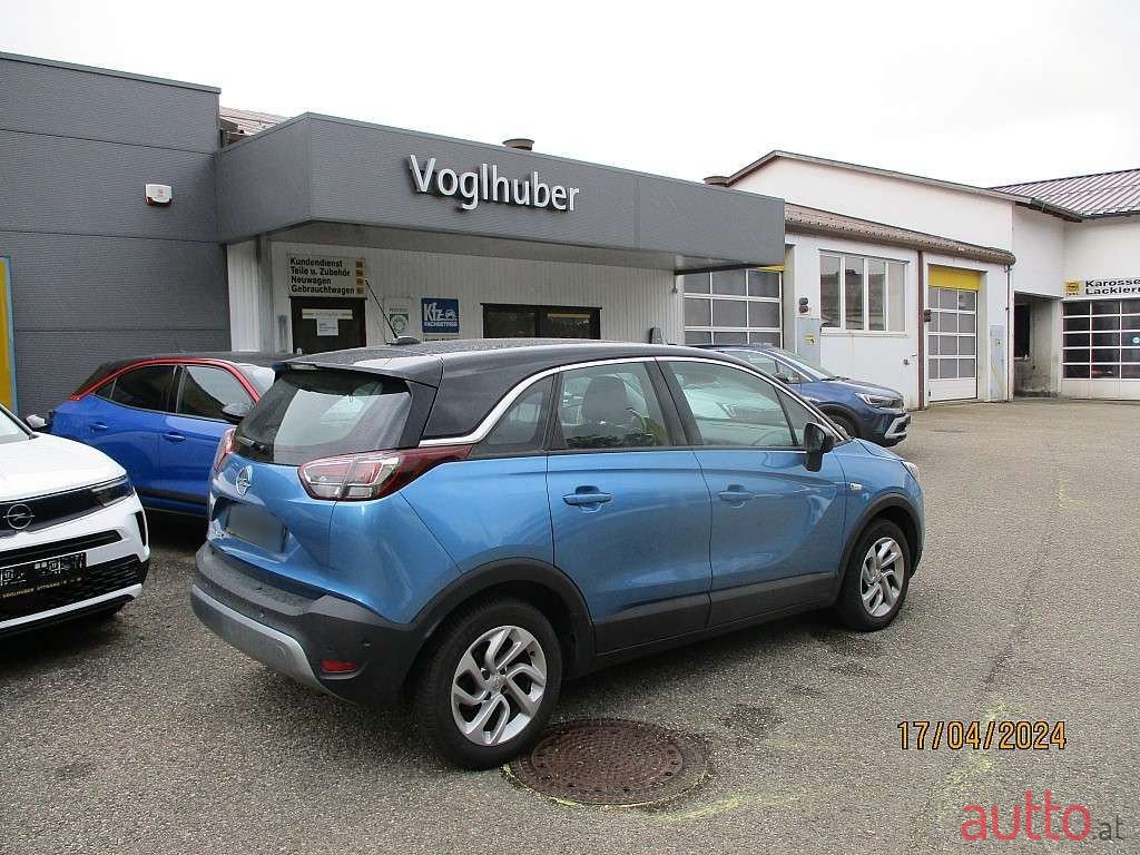 2019' Opel Crossland X photo #2