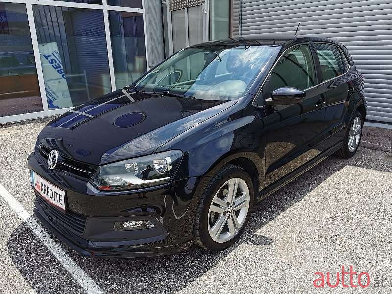 2013' Volkswagen Polo photo #1