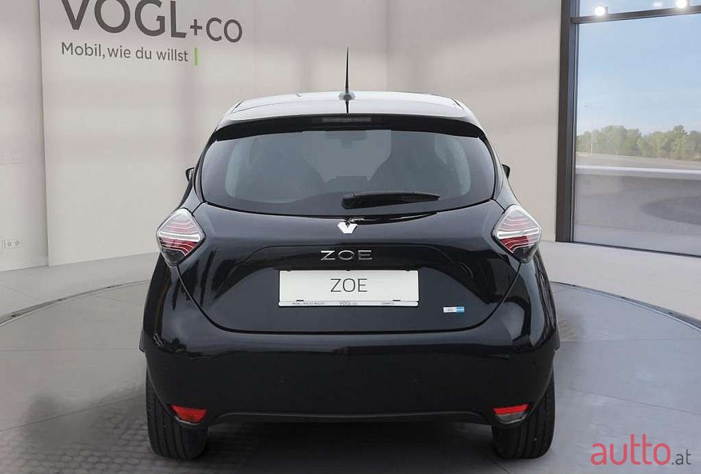 2022' Renault Zoe photo #6