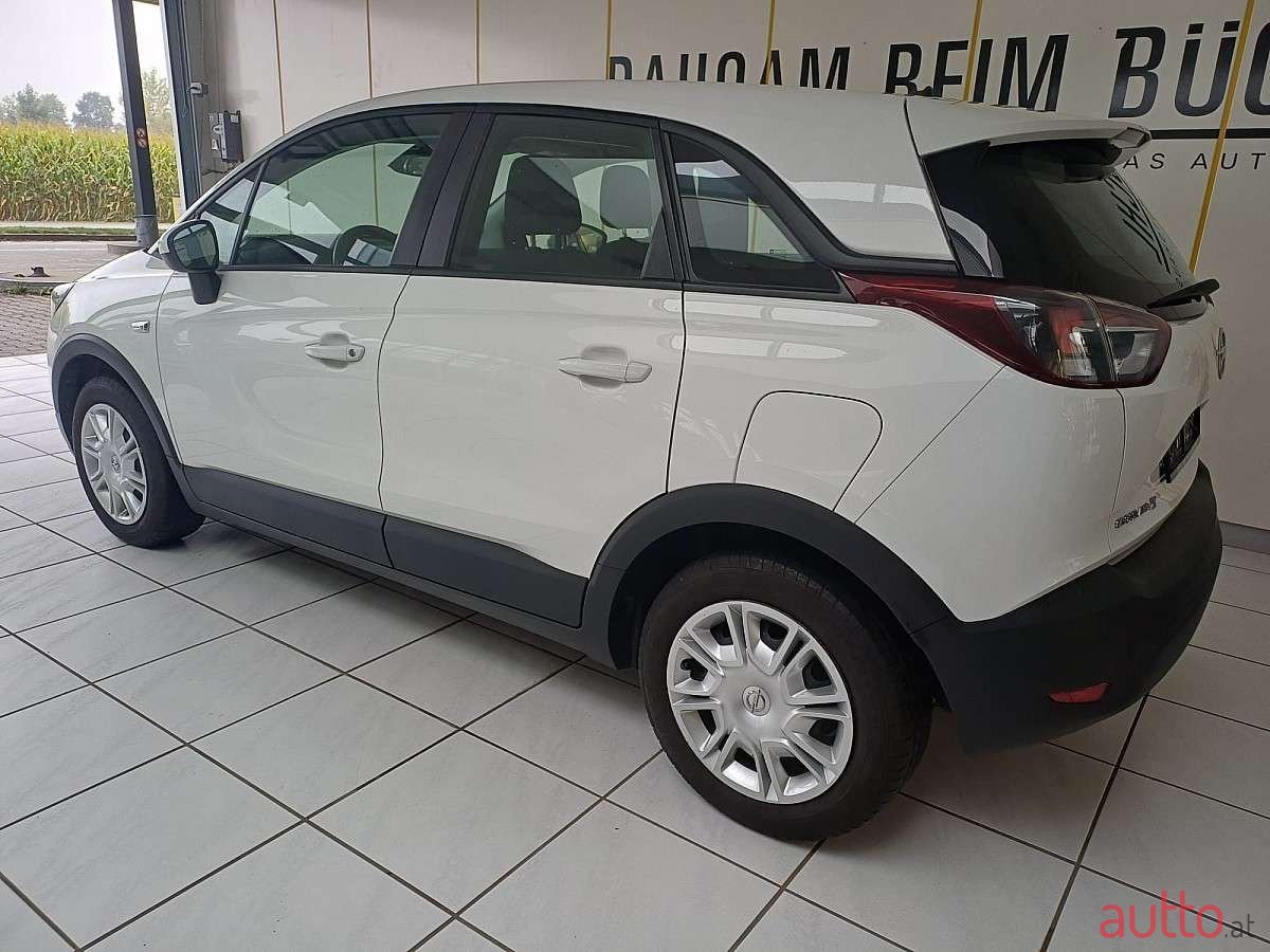 2020' Opel Crossland X photo #5