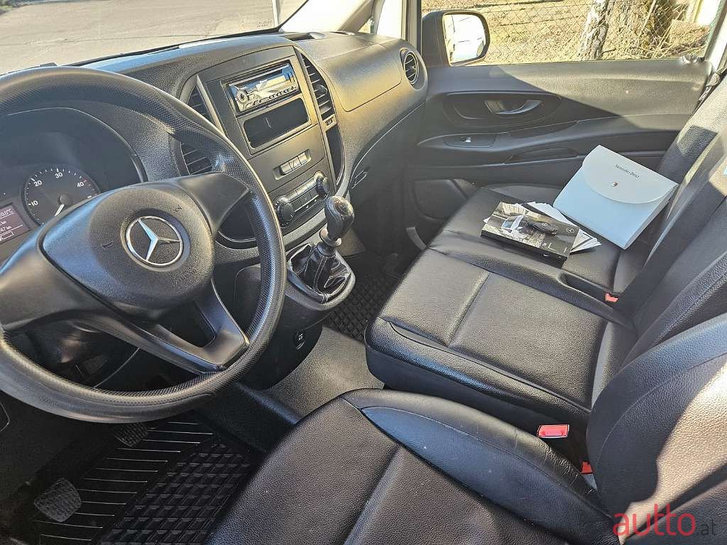 2017' Mercedes-Benz Vito photo #4