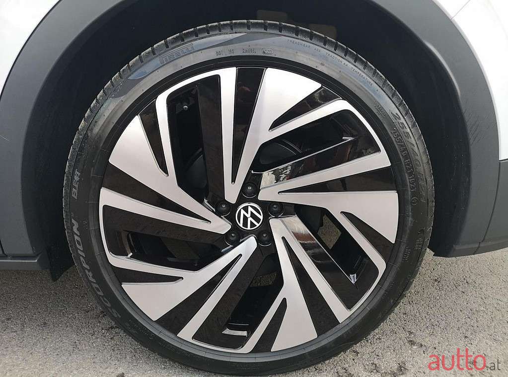 2023' Volkswagen ID.4 photo #5