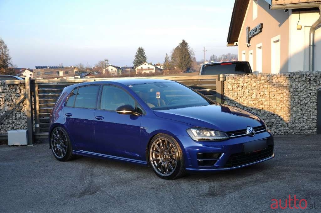 2014' Volkswagen Golf photo #1