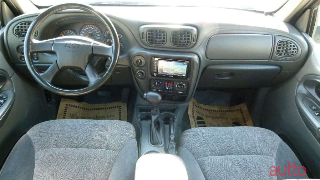 2006' Chevrolet Blazer photo #2