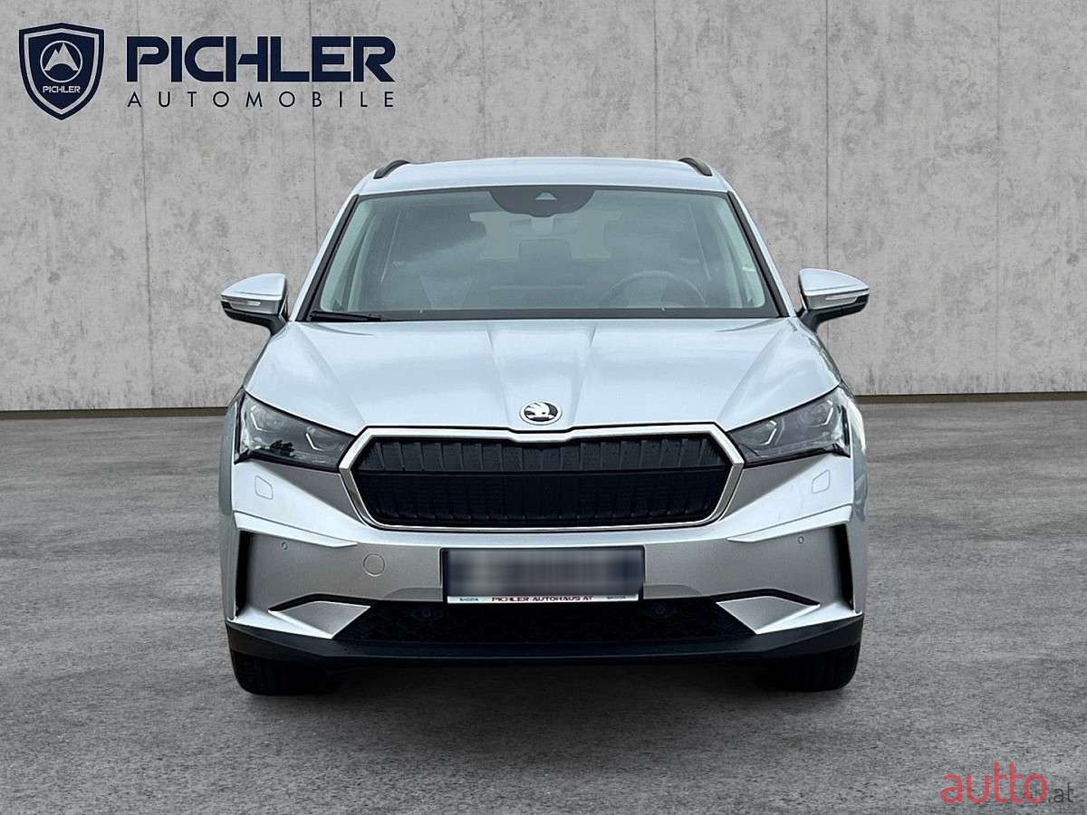 2022' Skoda Enyaq photo #2