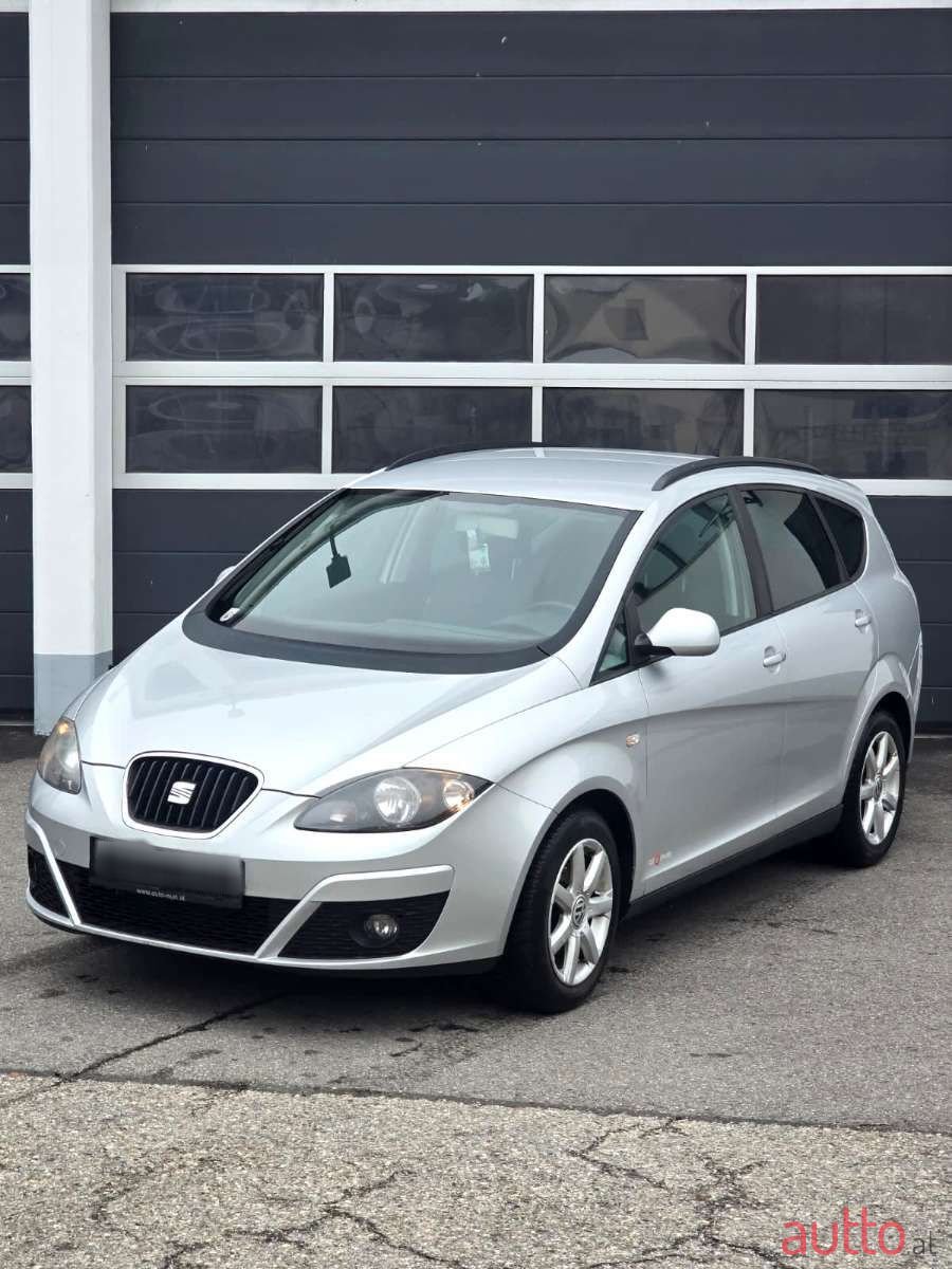 2011' SEAT Altea XL photo #1