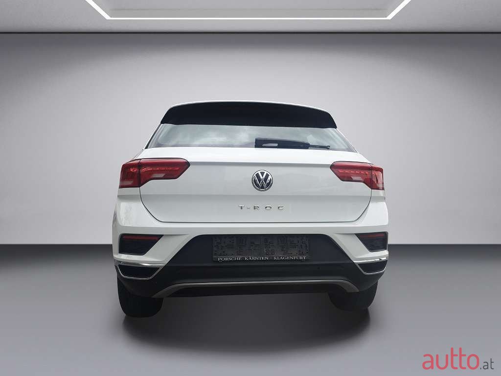 2018' Volkswagen T-Roc photo #6