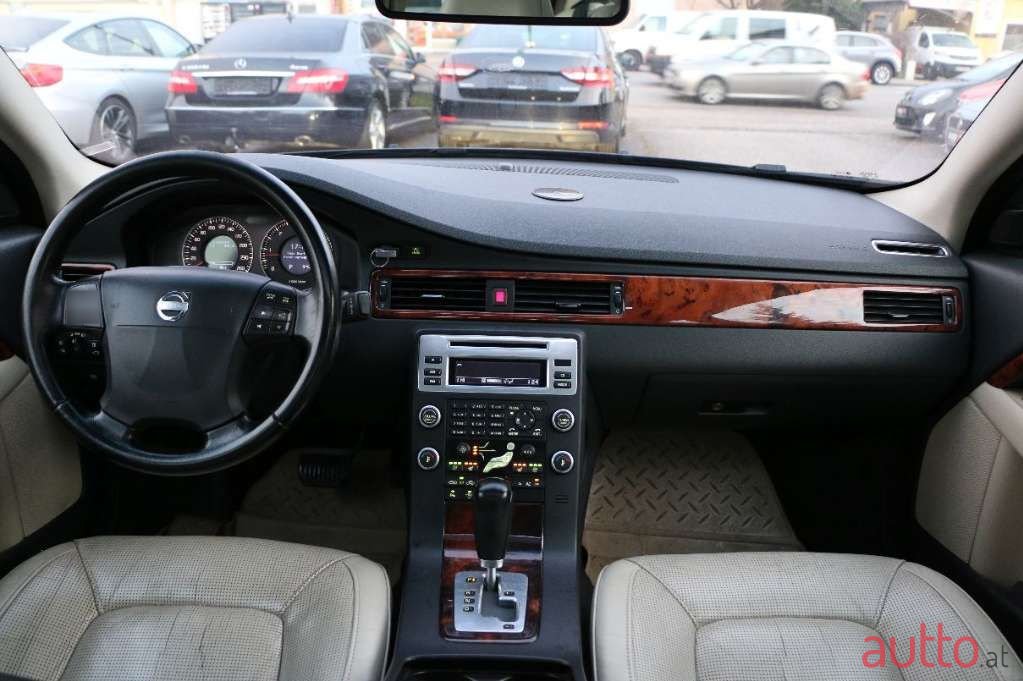 2007' Volvo S80 photo #5