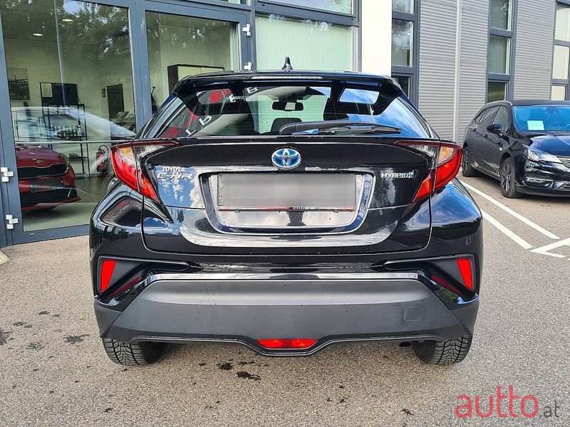 2023' Toyota C-HR photo #5