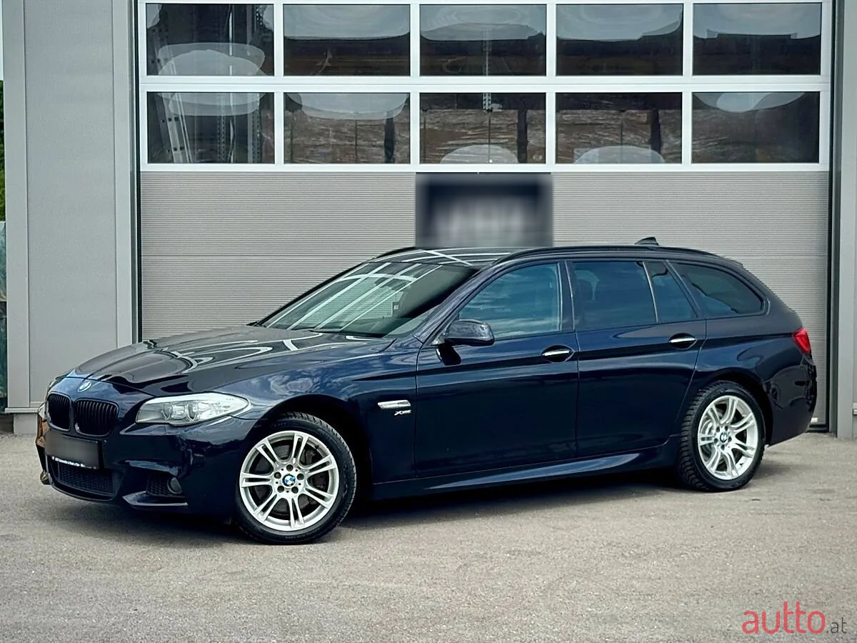 2011' BMW 5Er-Reihe photo #1