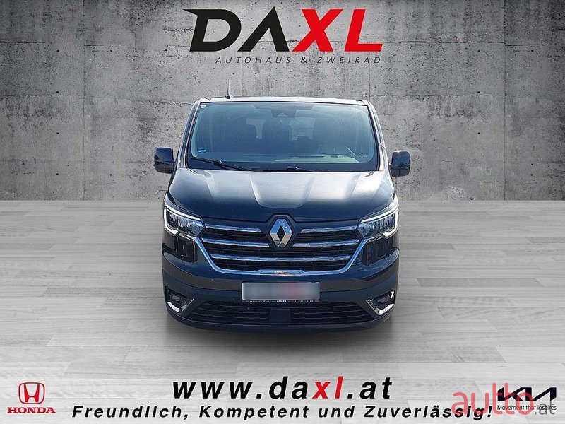 2022' Renault Trafic photo #2