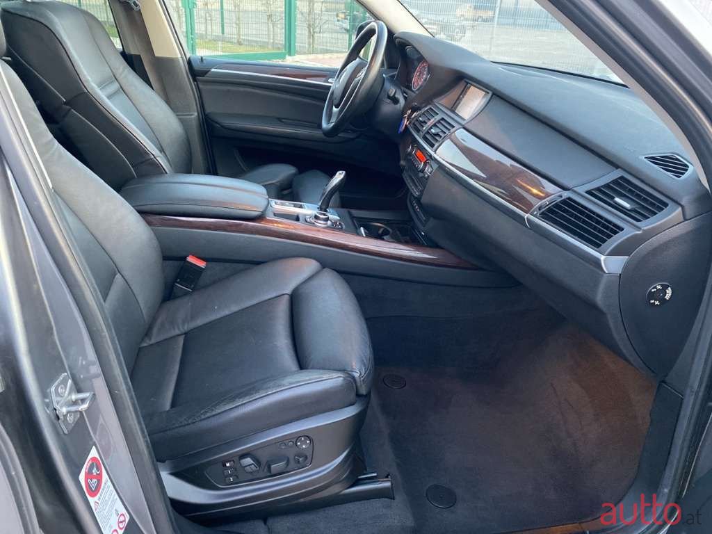 2010' BMW X5 photo #3