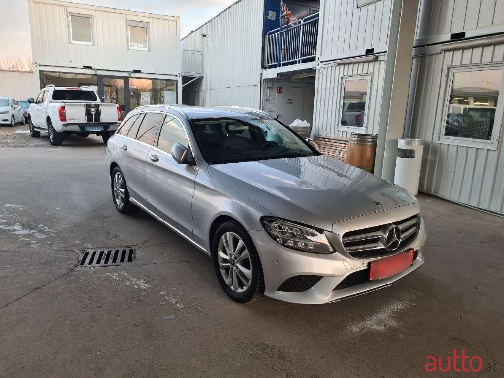 2020' Mercedes-Benz C-Klasse photo #3