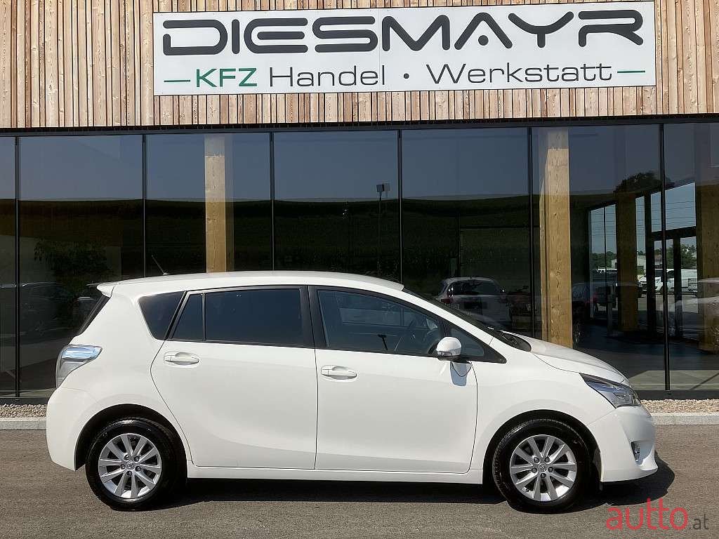 2016' Toyota Verso photo #6