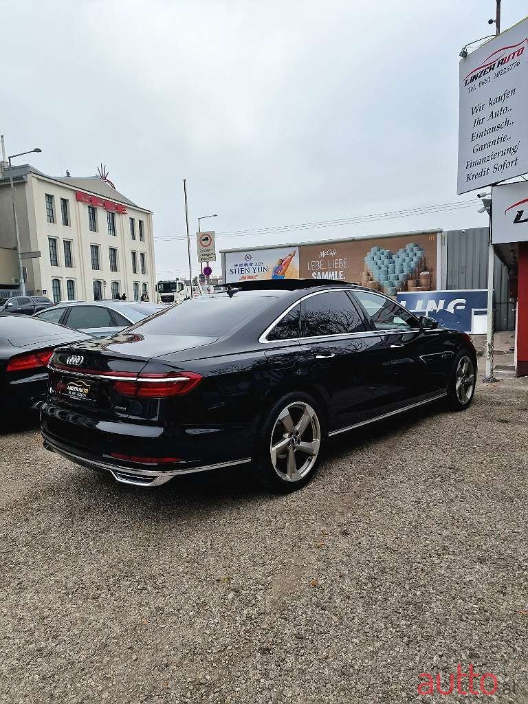 2018' Audi A8 photo #2