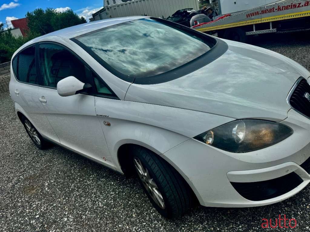 2013' SEAT Altea photo #4