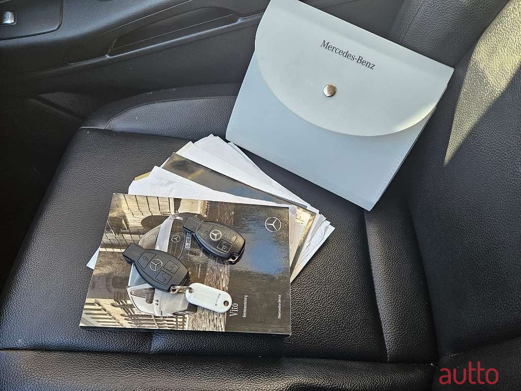 2017' Mercedes-Benz Vito photo #6