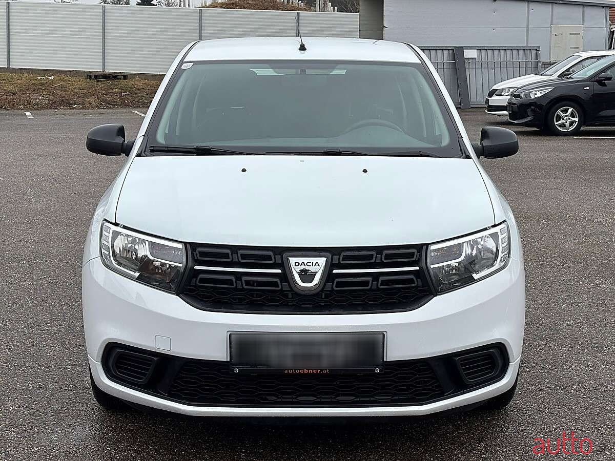 2017' Dacia Sandero photo #2