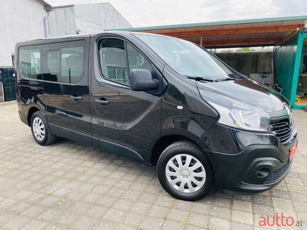 2015' Renault Trafic photo #6