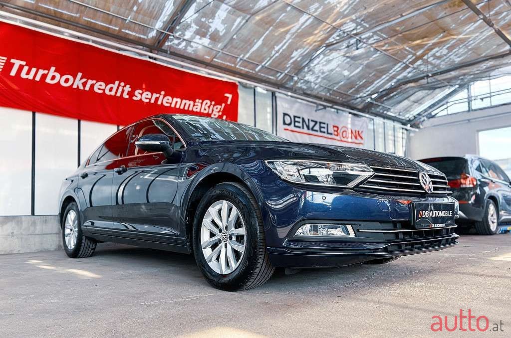 2017' Volkswagen Passat photo #3