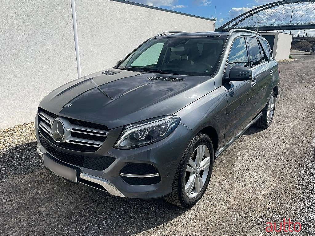 2016' Mercedes-Benz Gle-Klasse photo #1